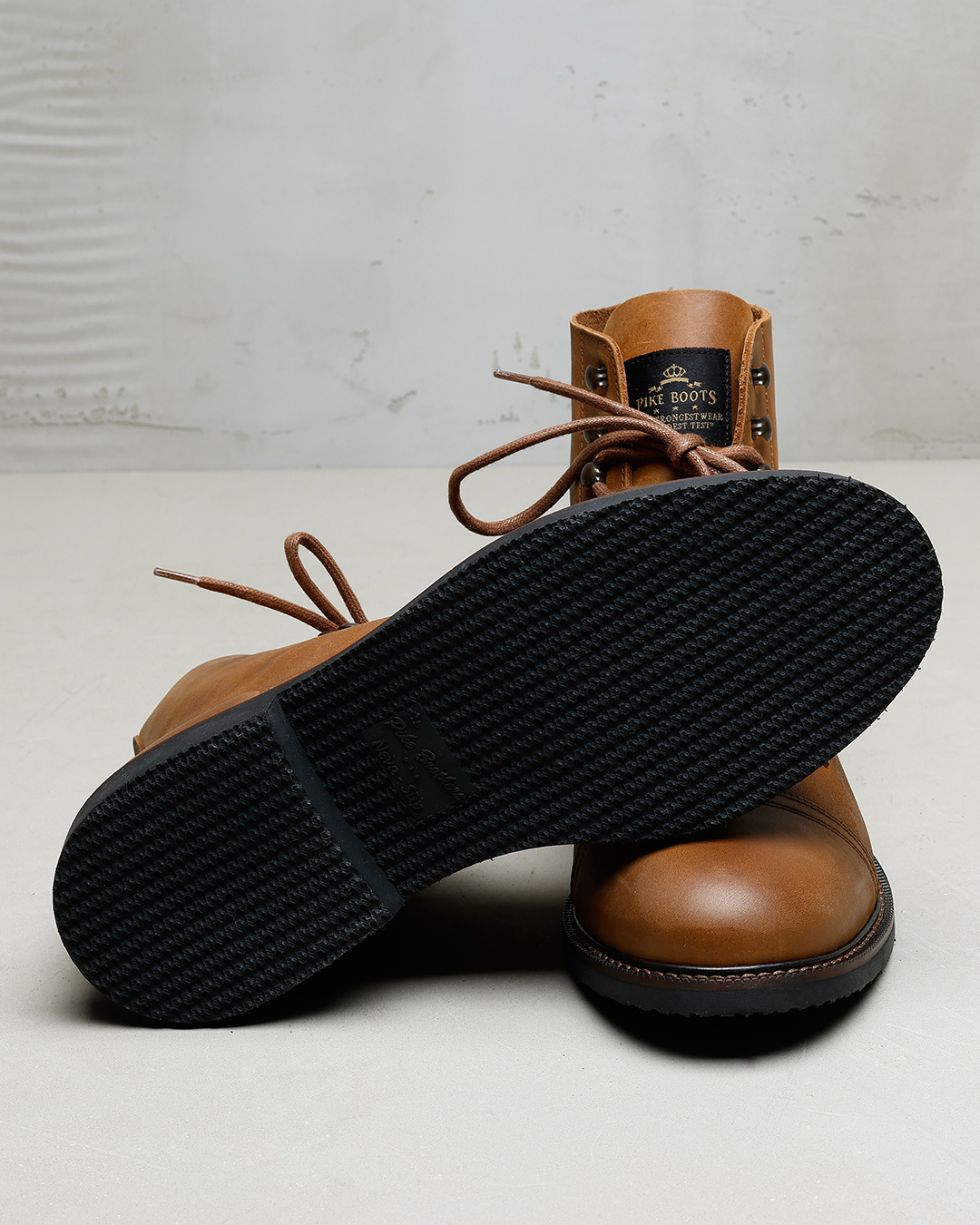 1966 Low Quarters Camel