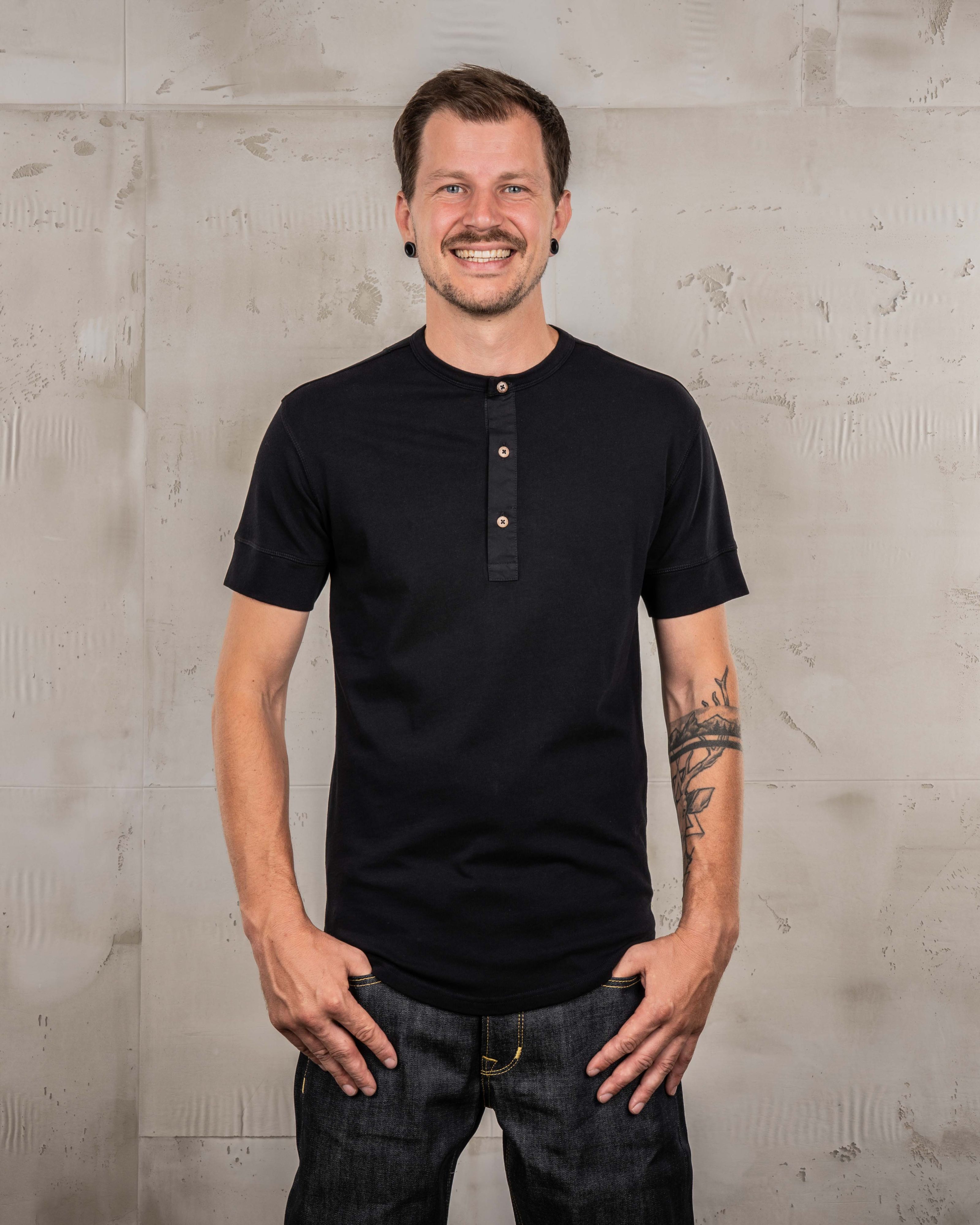 1927 Henley Shirt Short Sleeve Deep Black