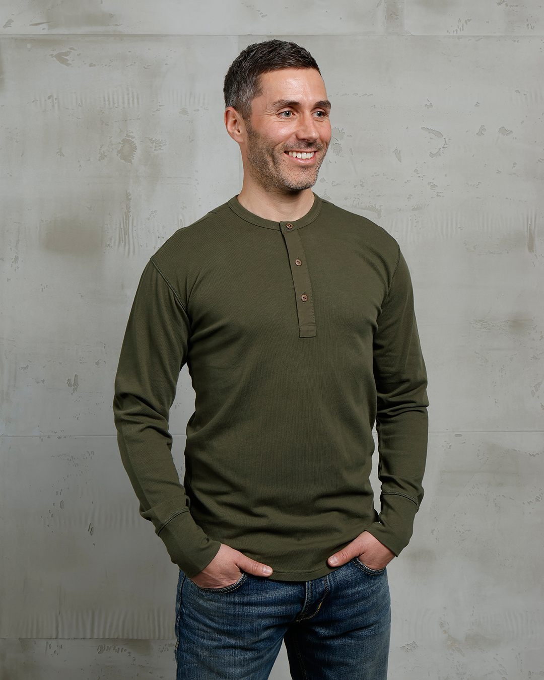 1927 Henley Shirt long sleeve Mojave green