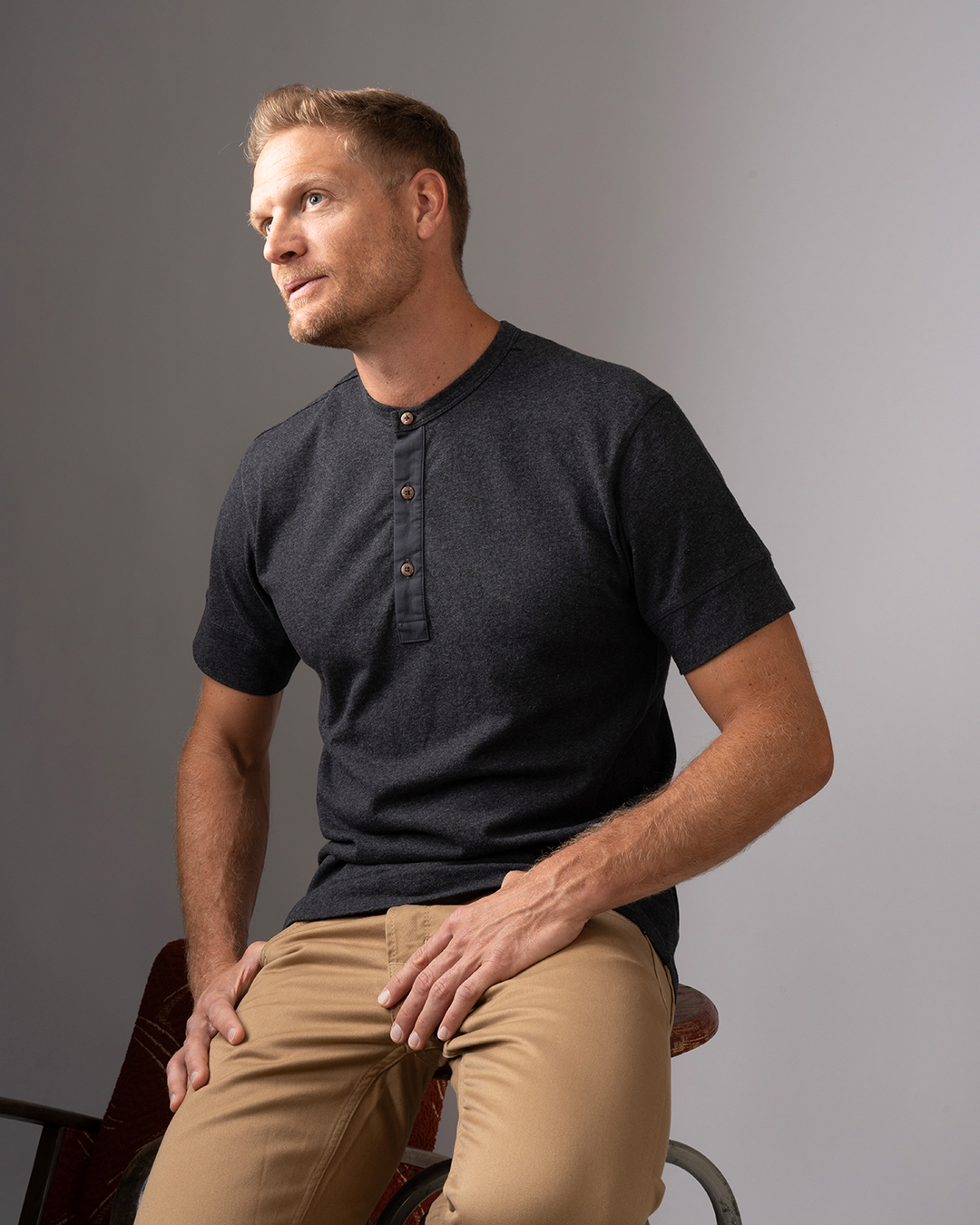 1927 Henley Shirt short sleeve iron grey