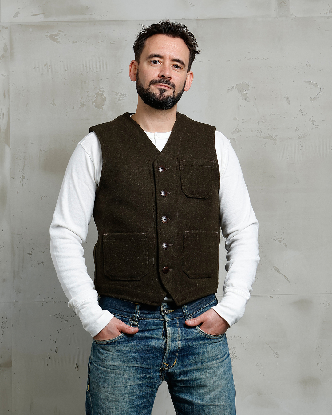 1937 Roamer Vest Beaver green