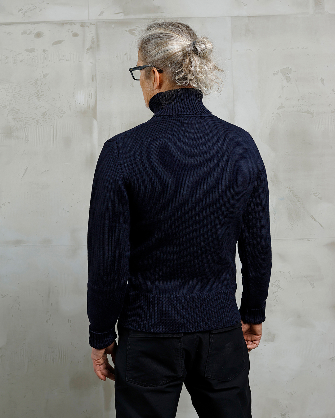 1923 Turtle Neck Dark Navy