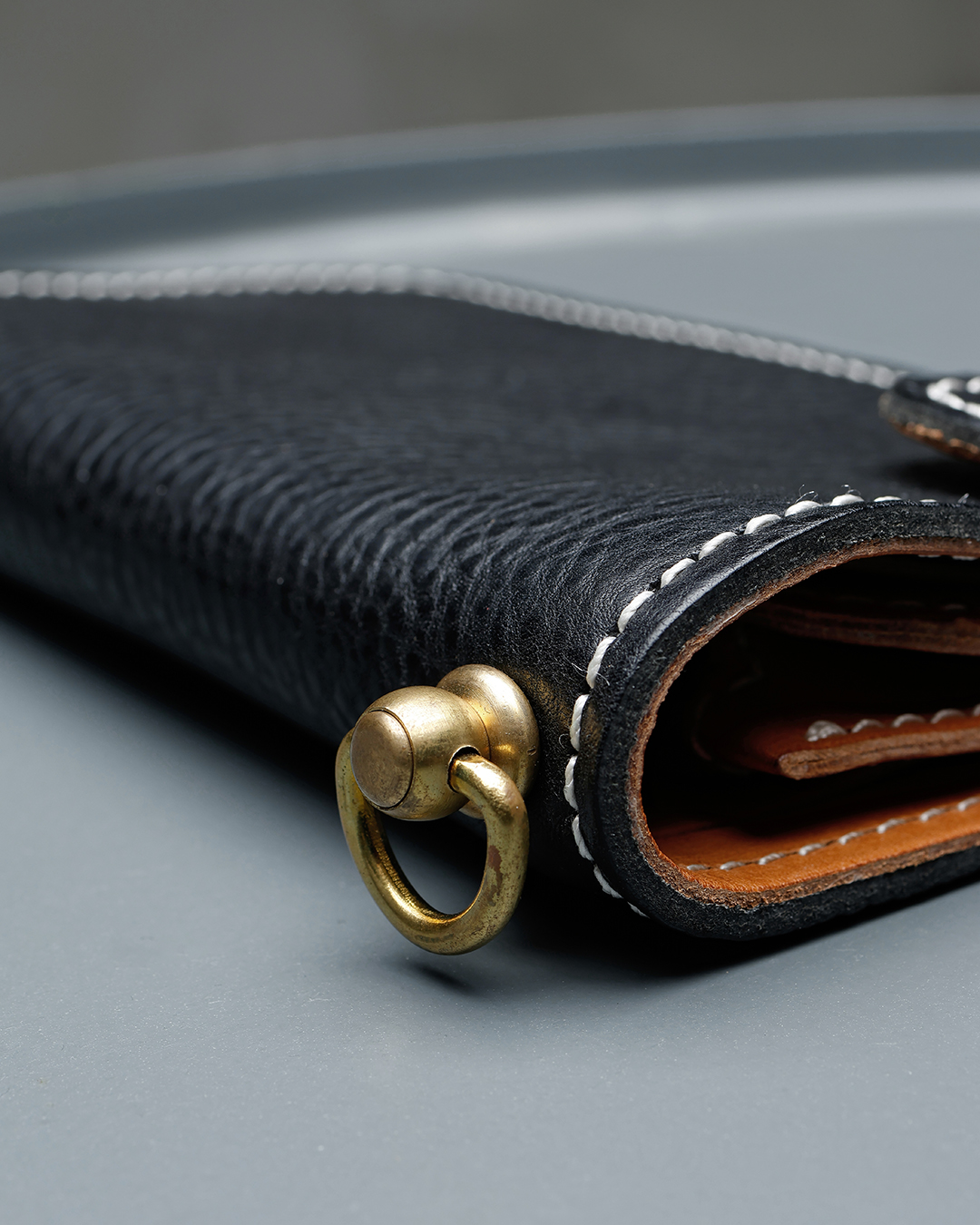 1937 Roamer Wallet Seal Black