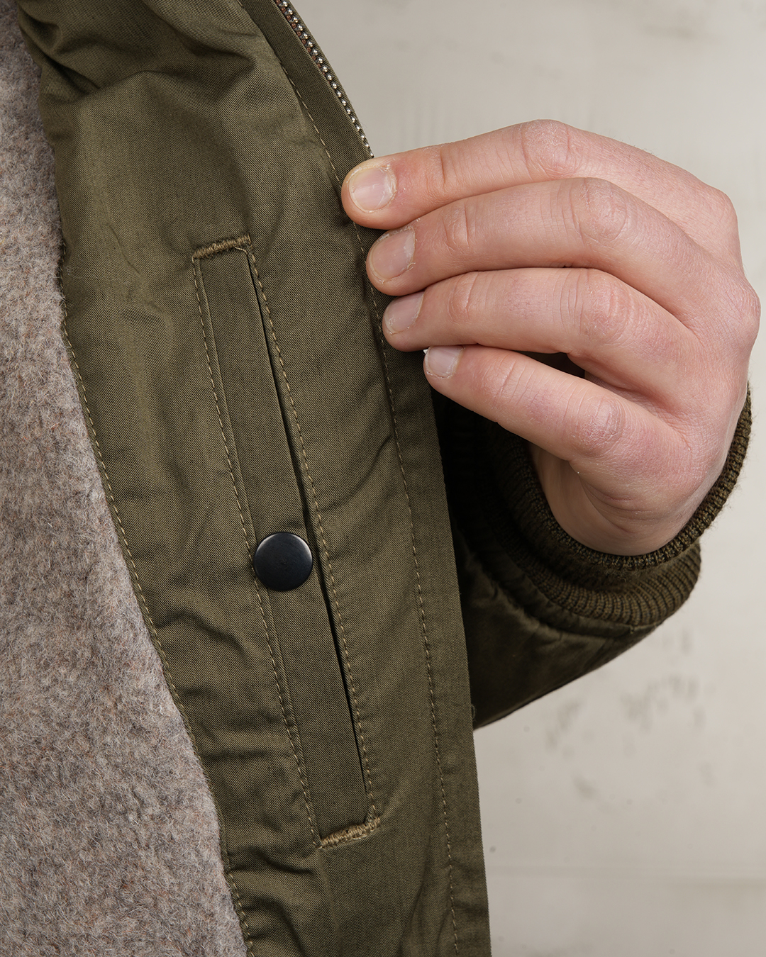 1943 B10 Flight Jacket olive drab