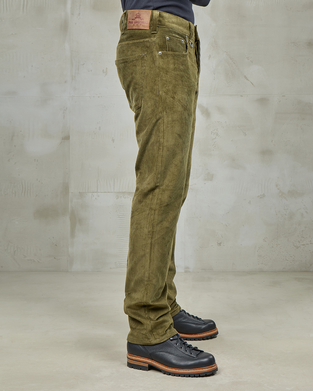 1958 Roamer Pant olive cord