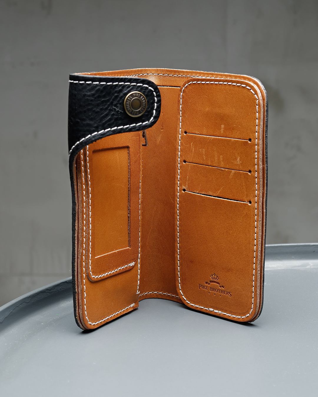 1937 Roamer Wallet Seal Black