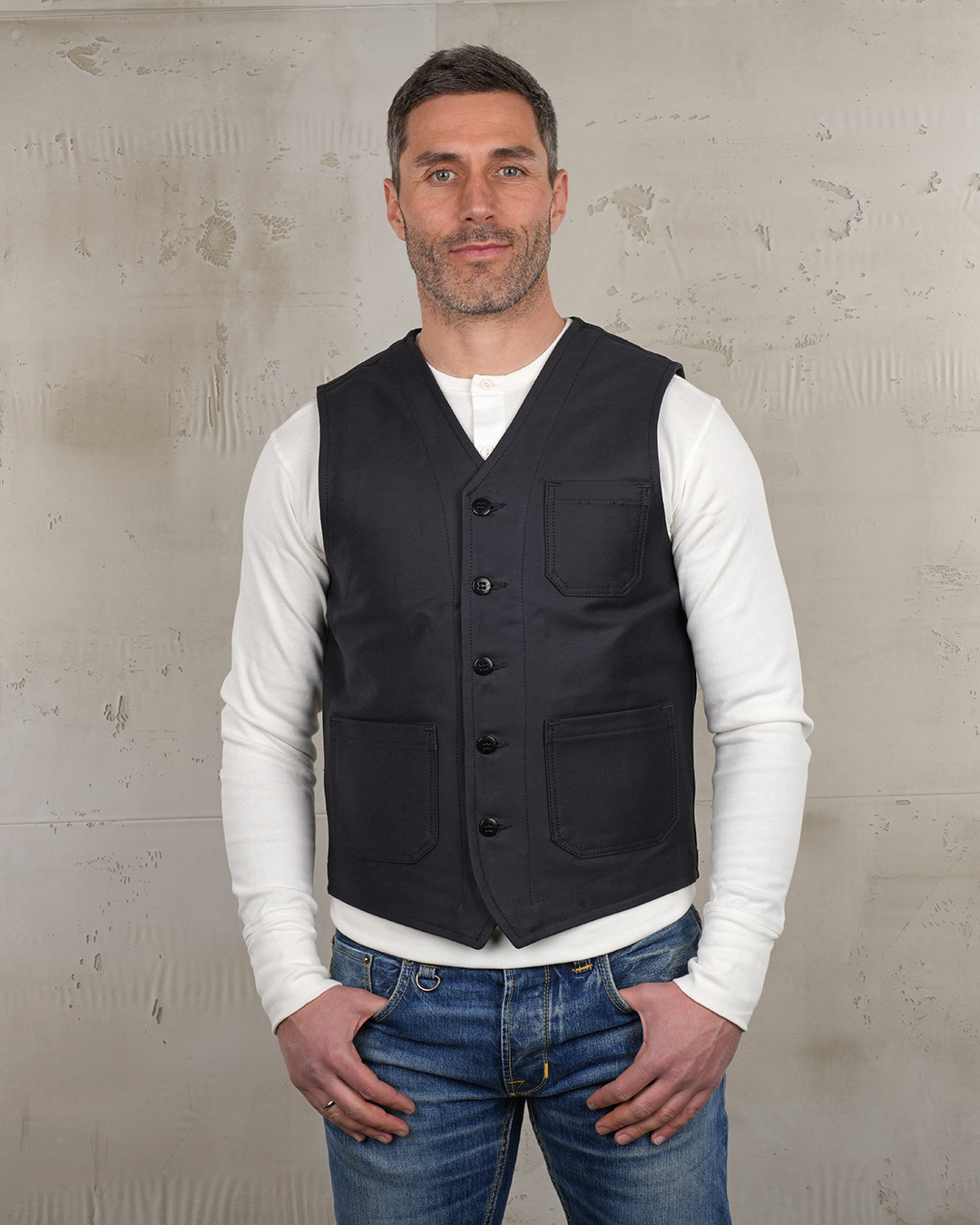 1937 Roamer Vest Elephant Skin asphalt grey