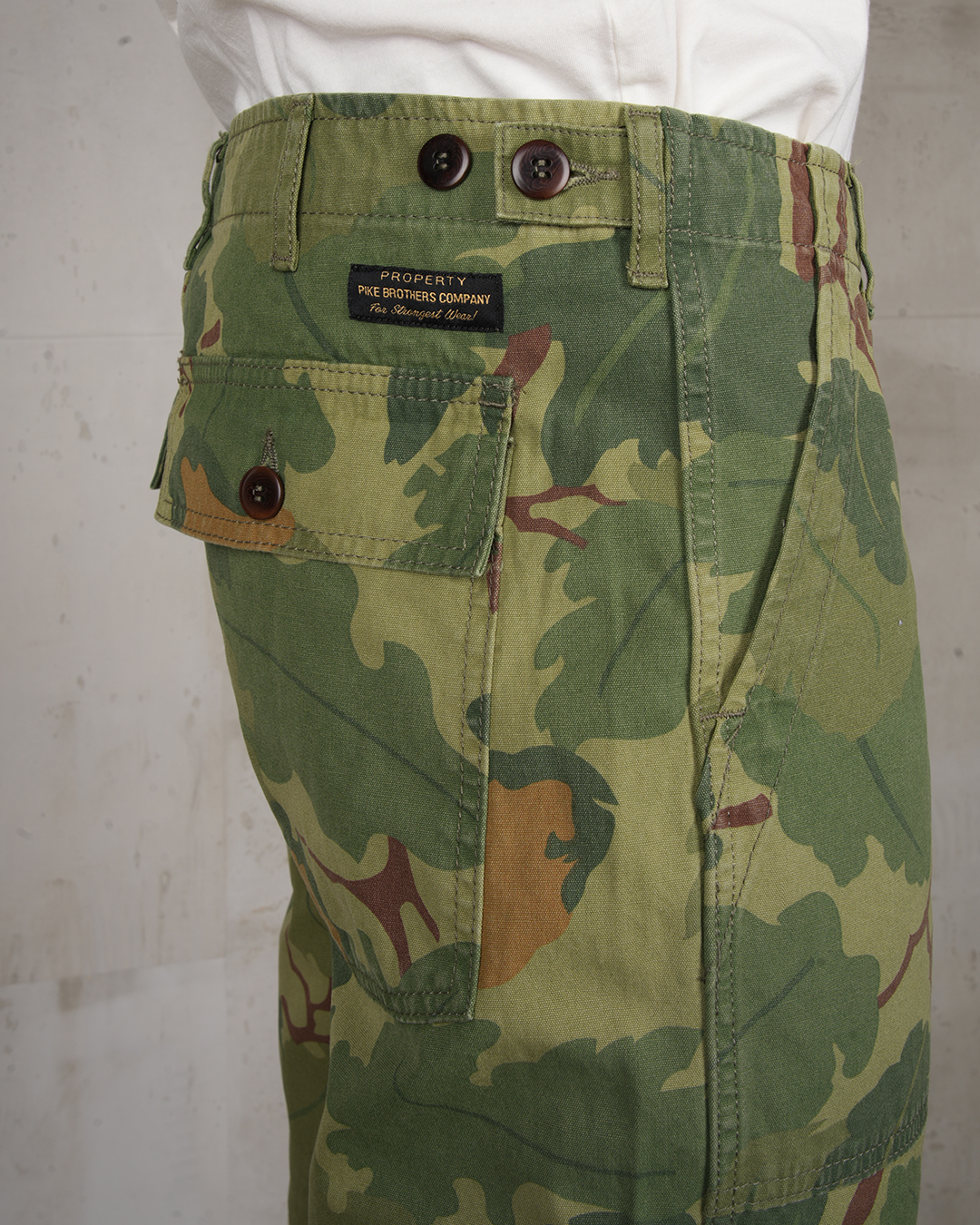 1962 OG-107 Short Mitchell green