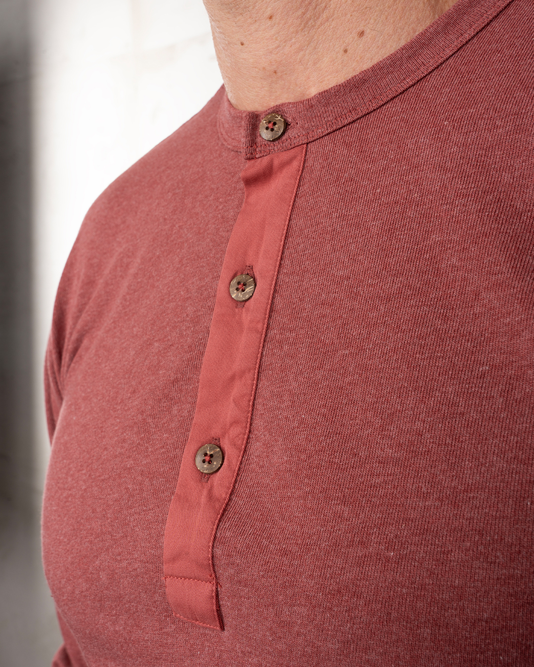 1927 Henley Shirt long sleeve granate red