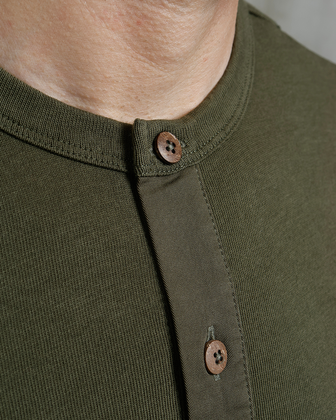 1927 Henley Shirt long sleeve Mojave green