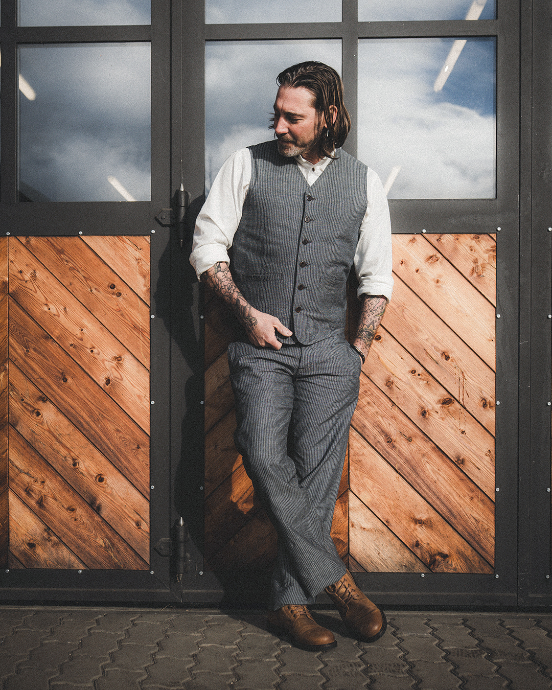 1905 Hauler Vest Grey Striped Linen