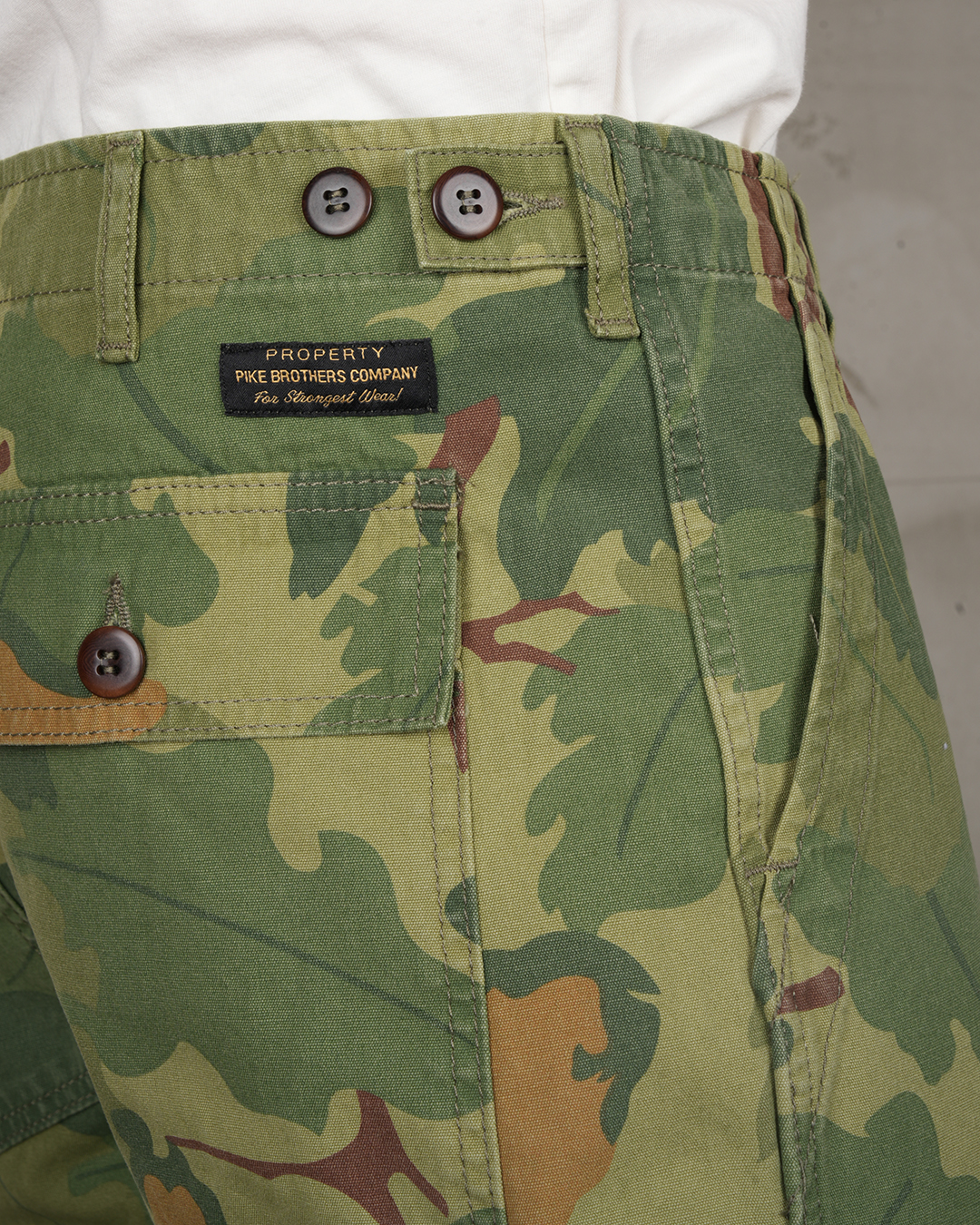 1962 OG-107 Short Mitchell green