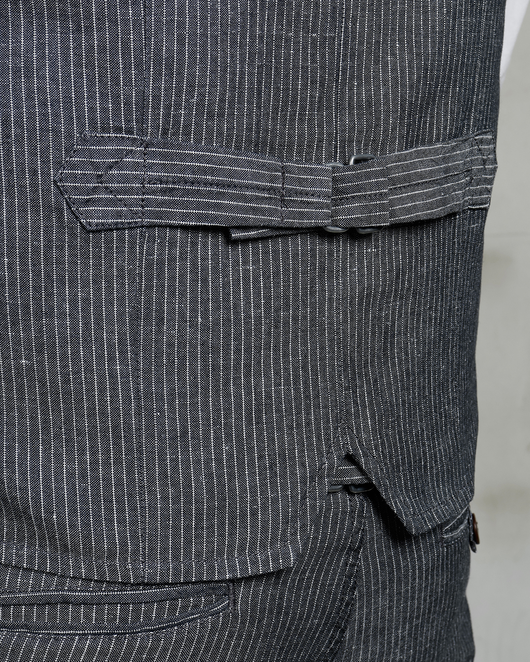 1905 Hauler Vest Grey Striped Linen
